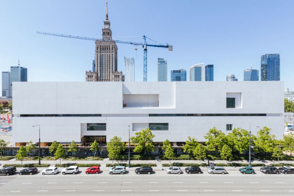 Museum for moderne kunst i Warszawa, der har designet det