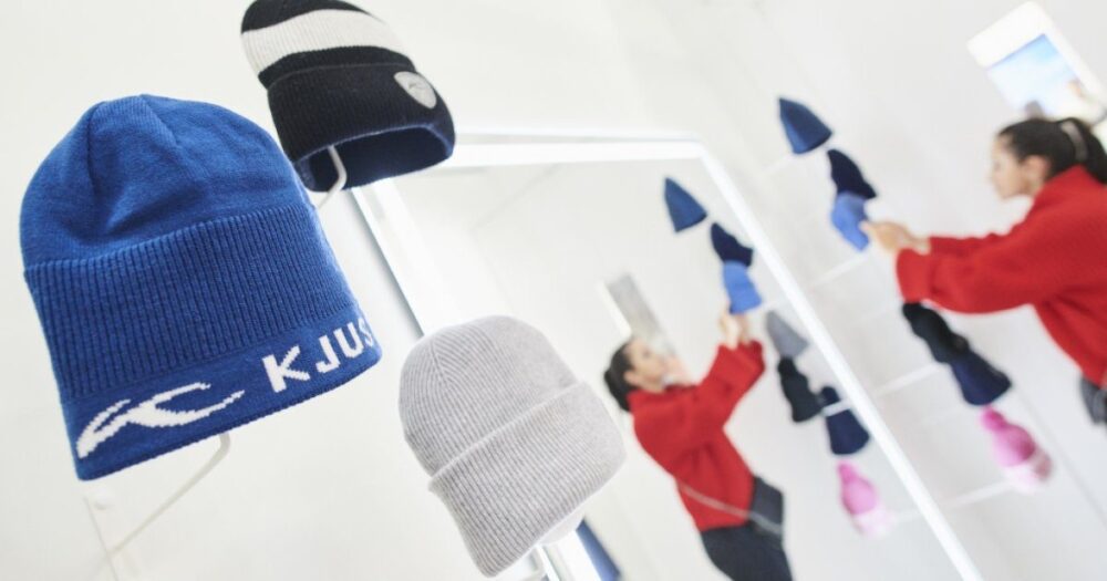 Huer til hende til alle vejrforhold