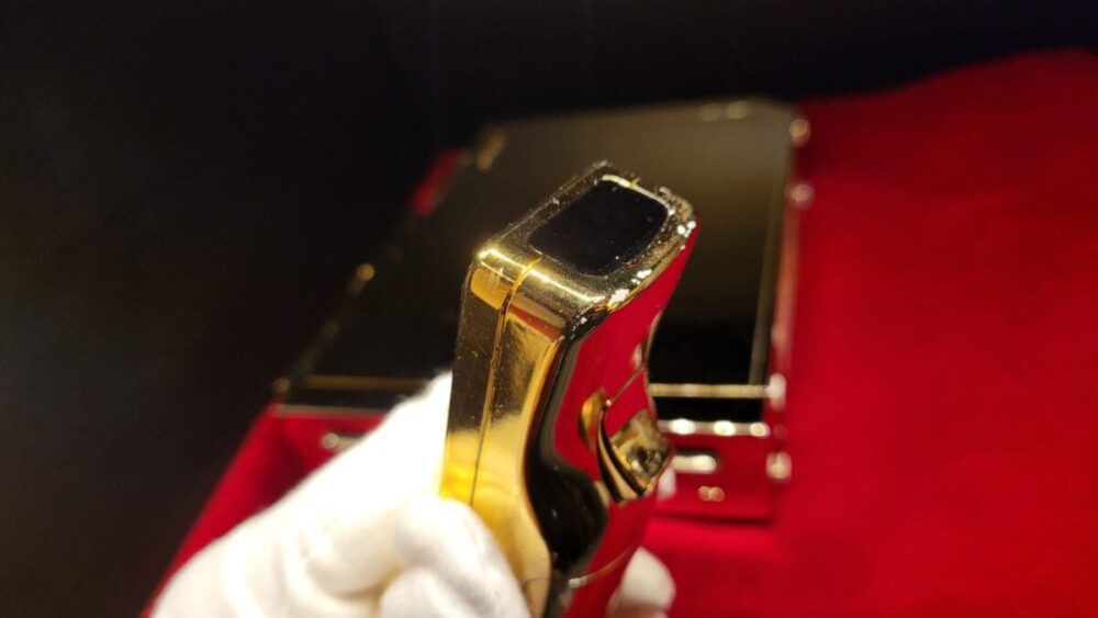 Konsol med 24 karat guld