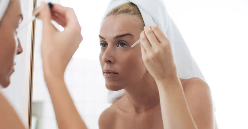 Natserum til kvinder 35+ – Hvilket skal du vælge