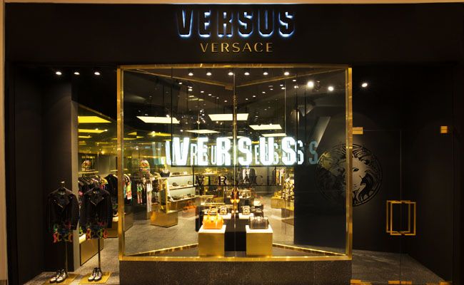 Hvad er forskellen på Versus Versace og Versace Luksus kontra oprør