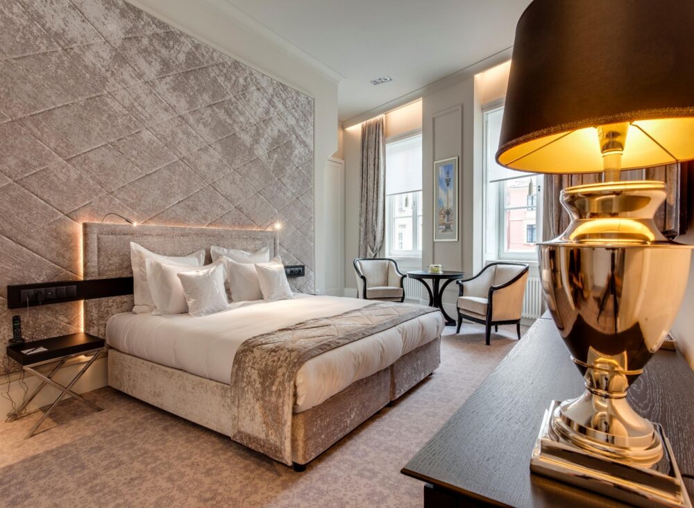 Hvilke luksushoteller findes der i Warszawa